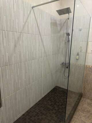 Гостевой дом Хантама Пятигорск Люкс с 2 спальнями-7